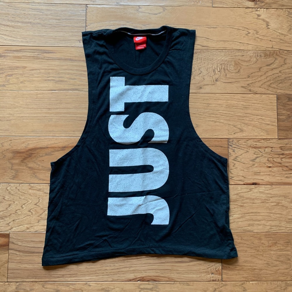 Nike muscle tank